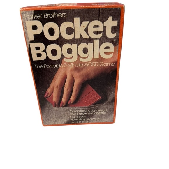 Pocket Boggle Parker Bros Portable 3 Minute word Game Ages 8-Adult Letter Grid - Picture 1 of 5